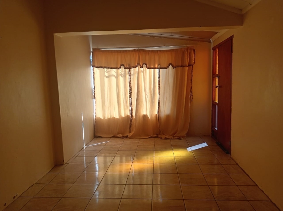 2 Bedroom Property for Sale in Roodepan Northern Cape